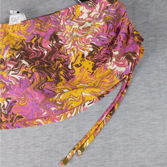 🎄 3/$35 5x 👯‍♀️Host Pick⚡️The C Collection Skirted Bikini Bottom/ Swim Skirt - Picture 4 of 12